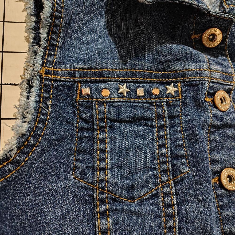 Girls Jordache Denim Blue vest 10/12 Star Gemstone detailing Minimal use - Picture 4 of 5